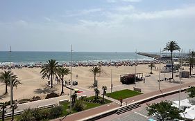 Apartamento 1ª Línea de Playa - Con Piscina y Parking